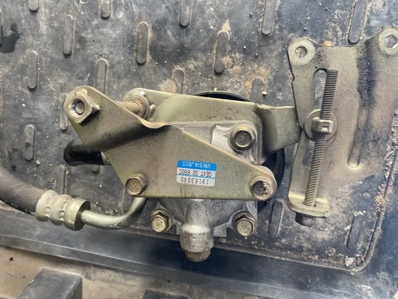 Насос Гур Mazda